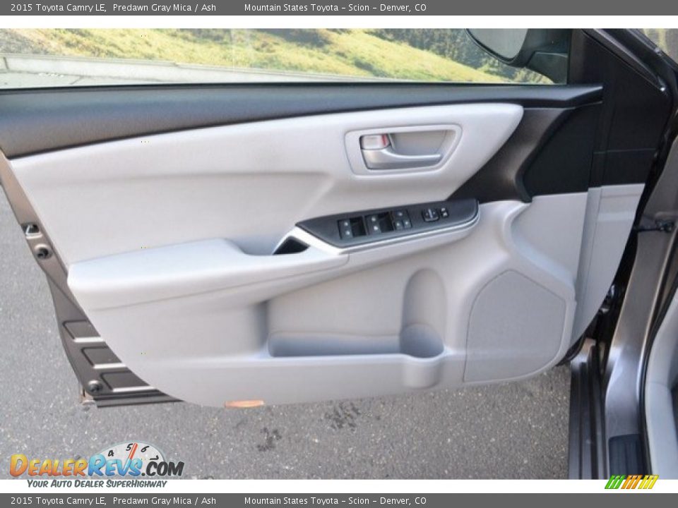 2015 Toyota Camry LE Predawn Gray Mica / Ash Photo #24