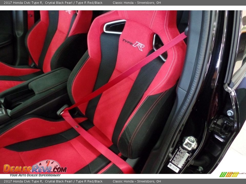 Front Seat of 2017 Honda Civic Type R Photo #23