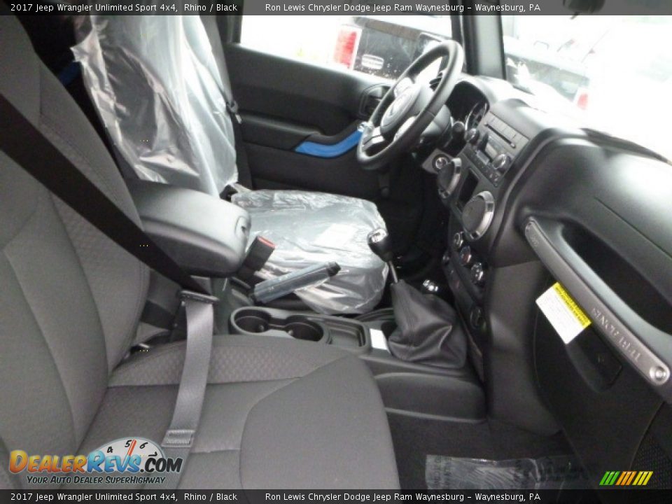 2017 Jeep Wrangler Unlimited Sport 4x4 Rhino / Black Photo #10