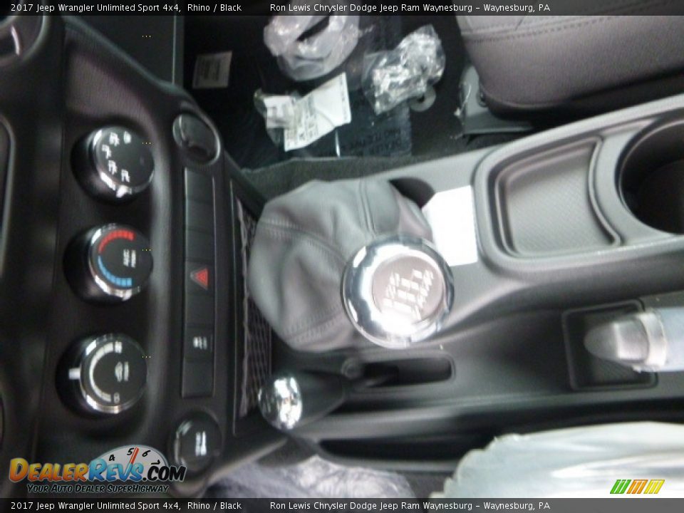 2017 Jeep Wrangler Unlimited Sport 4x4 Rhino / Black Photo #17