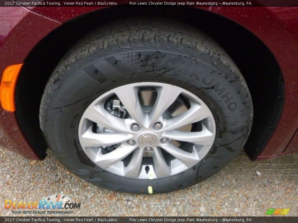 2017 Chrysler Pacifica Touring Velvet Red Pearl / Black/Alloy Photo #2