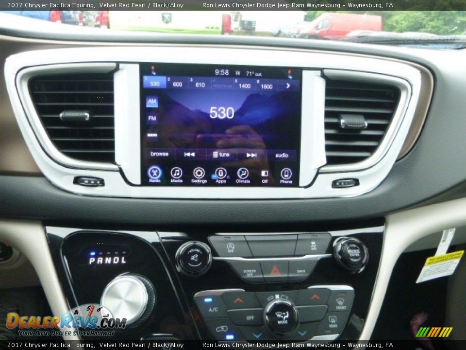 2017 Chrysler Pacifica Touring Velvet Red Pearl / Black/Alloy Photo #16