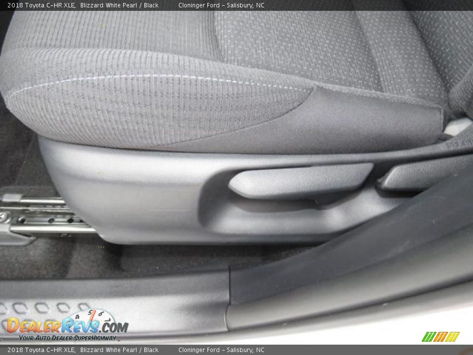 2018 Toyota C-HR XLE Blizzard White Pearl / Black Photo #12