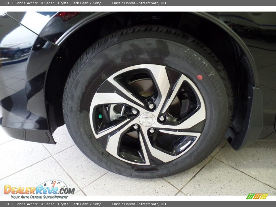 2017 Honda Accord LX Sedan Crystal Black Pearl / Ivory Photo #16
