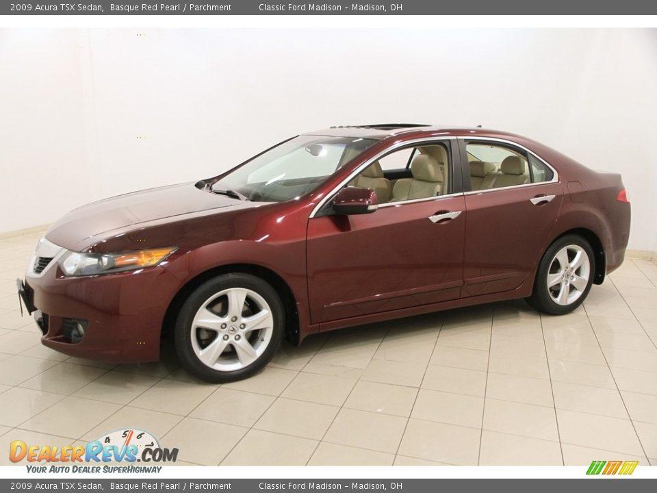 Front 3/4 View of 2009 Acura TSX Sedan Photo #3