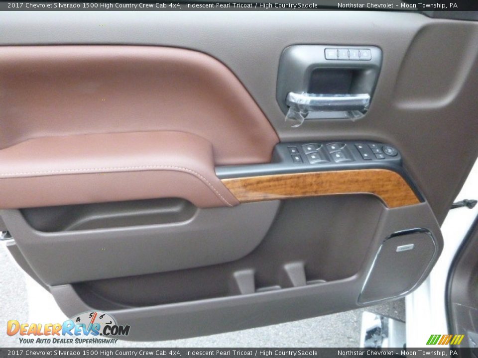 2017 Chevrolet Silverado 1500 High Country Crew Cab 4x4 Iridescent Pearl Tricoat / High Country Saddle Photo #16