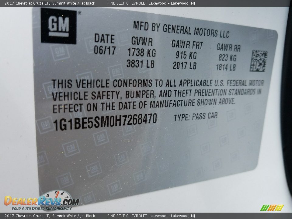 2017 Chevrolet Cruze LT Summit White / Jet Black Photo #8