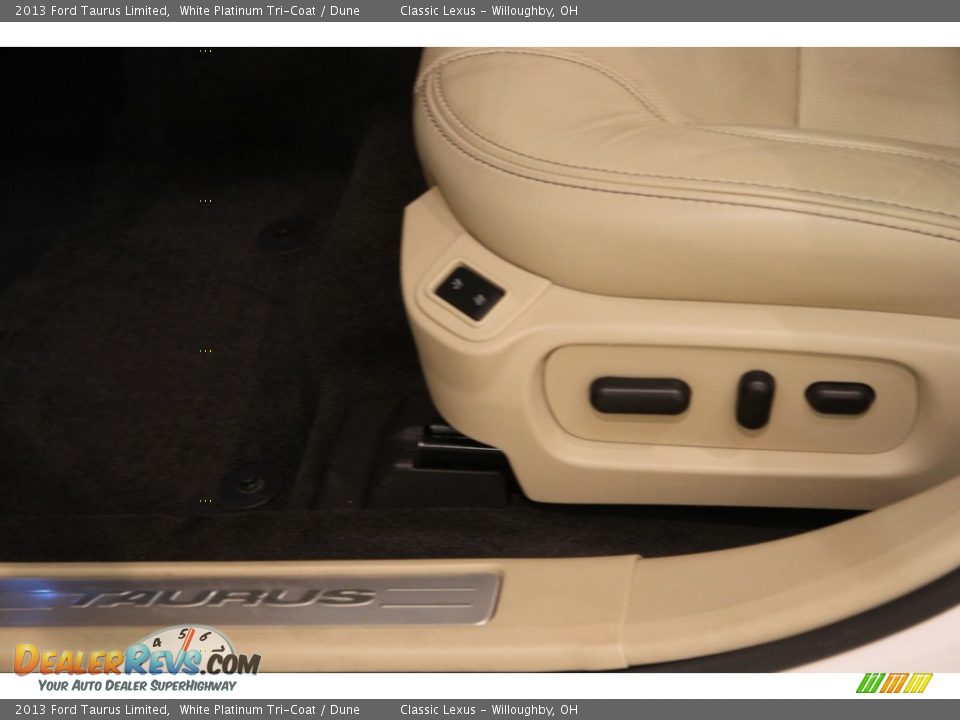 2013 Ford Taurus Limited White Platinum Tri-Coat / Dune Photo #6