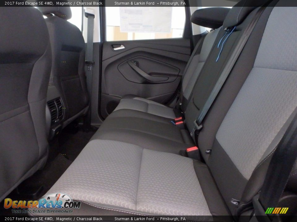 2017 Ford Escape SE 4WD Magnetic / Charcoal Black Photo #8