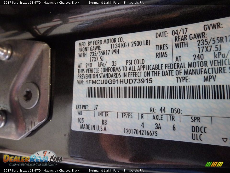 2017 Ford Escape SE 4WD Magnetic / Charcoal Black Photo #11