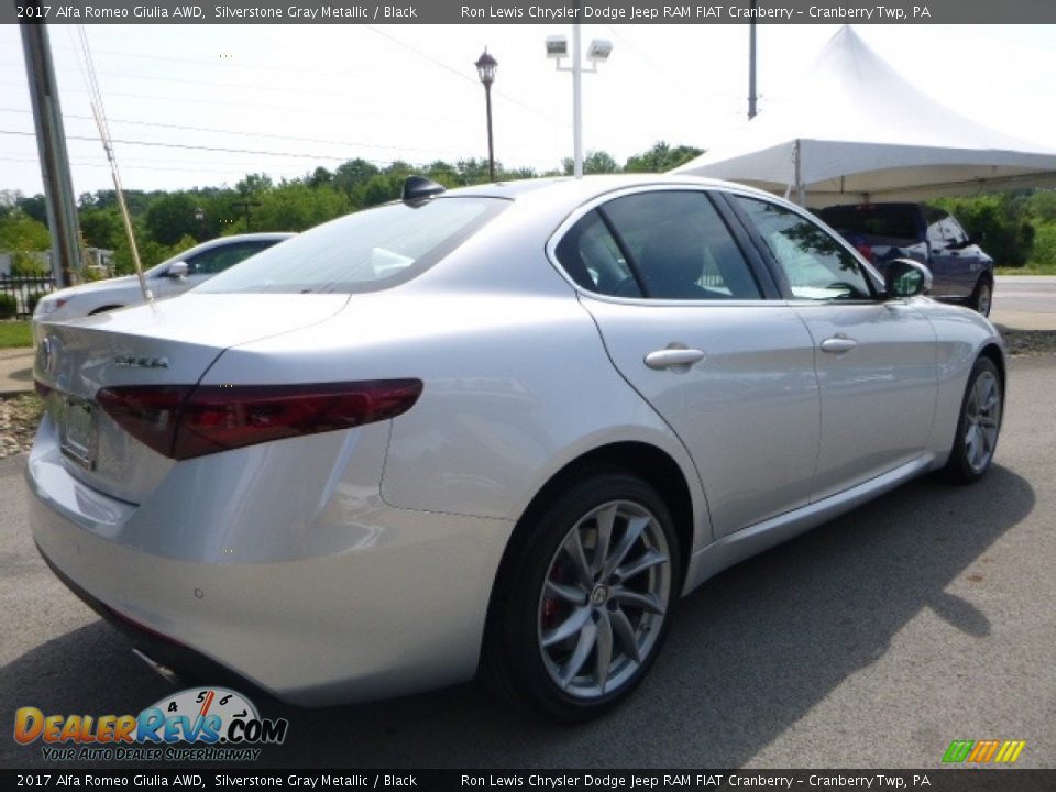 2017 Alfa Romeo Giulia AWD Silverstone Gray Metallic / Black Photo #8