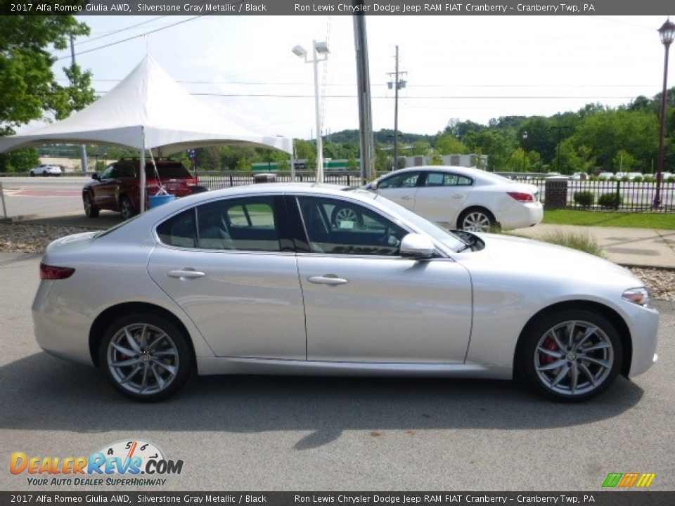 2017 Alfa Romeo Giulia AWD Silverstone Gray Metallic / Black Photo #9