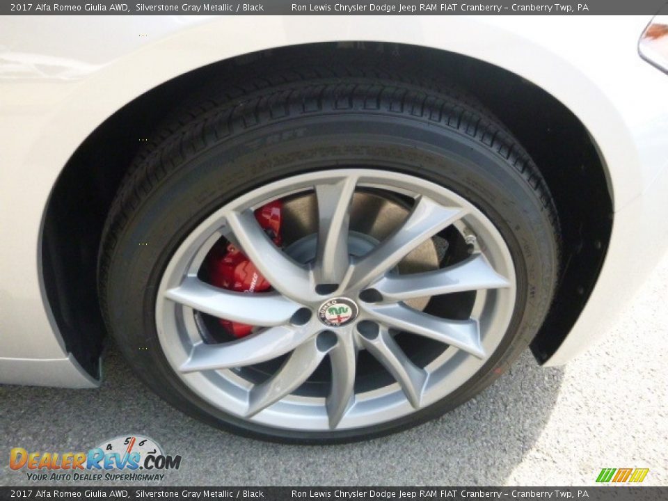 2017 Alfa Romeo Giulia AWD Silverstone Gray Metallic / Black Photo #13