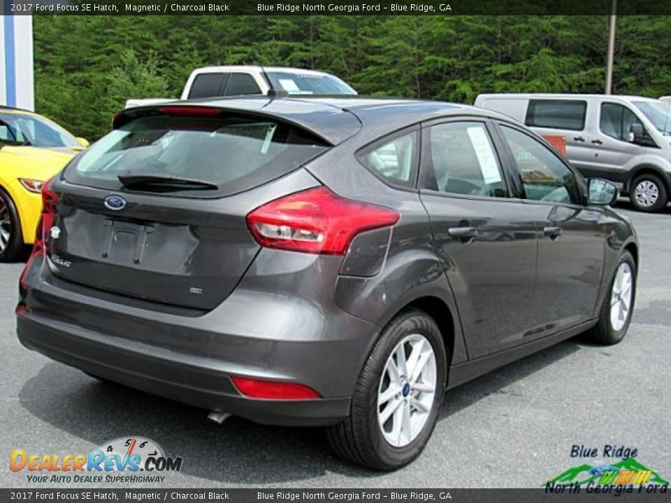 2017 Ford Focus SE Hatch Magnetic / Charcoal Black Photo #5