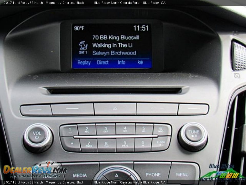 2017 Ford Focus SE Hatch Magnetic / Charcoal Black Photo #21