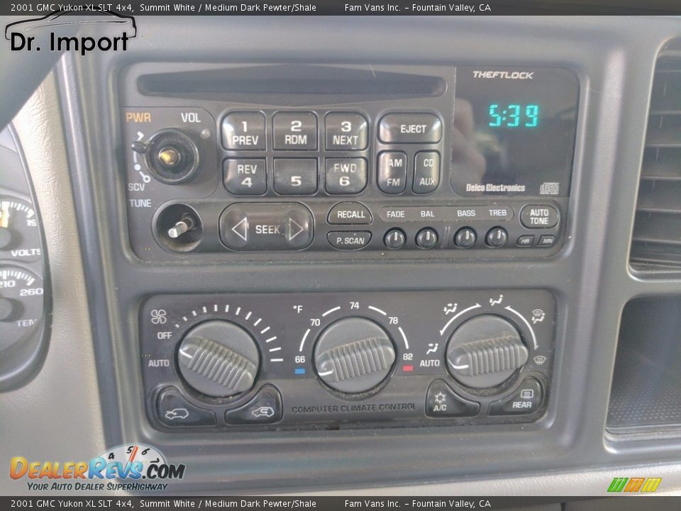 2001 GMC Yukon XL SLT 4x4 Summit White / Medium Dark Pewter/Shale Photo #13