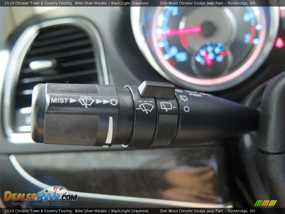 2014 Chrysler Town & Country Touring Billet Silver Metallic / Black/Light Graystone Photo #29