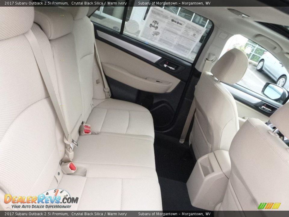 2017 Subaru Outback 2.5i Premium Crystal Black Silica / Warm Ivory Photo #7