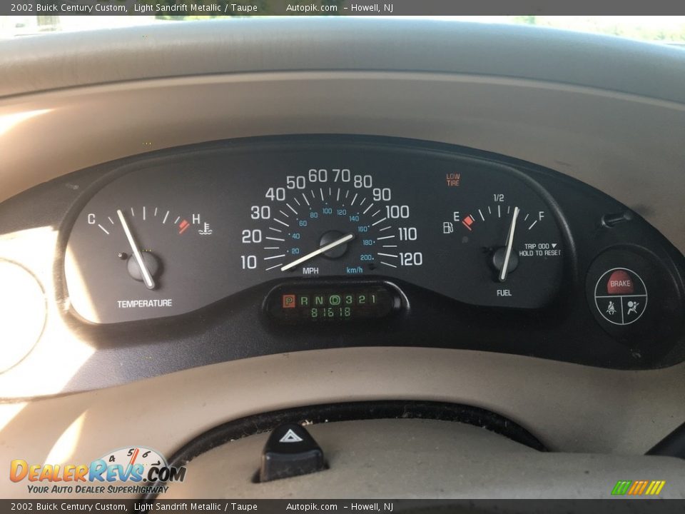 2002 Buick Century Custom Light Sandrift Metallic / Taupe Photo #13
