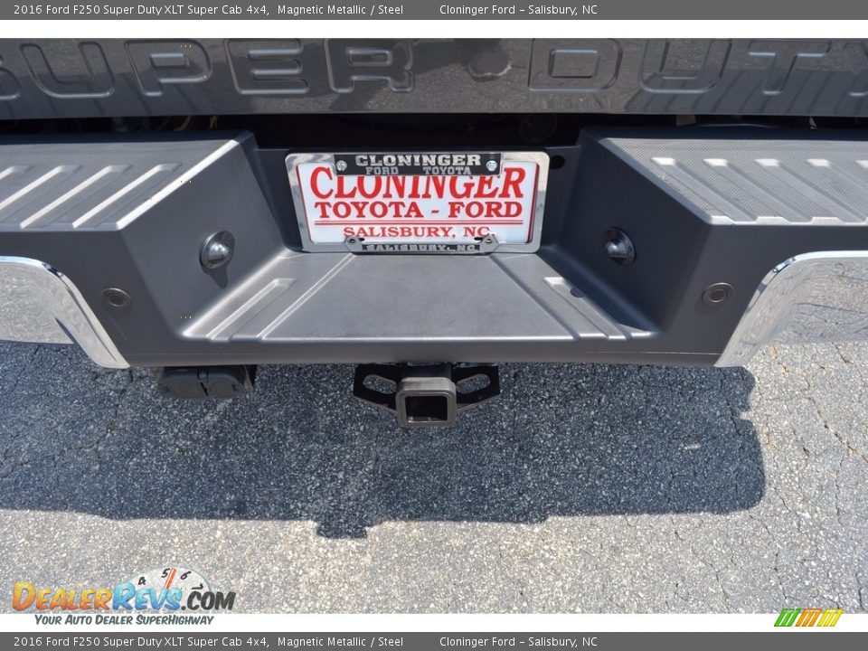 2016 Ford F250 Super Duty XLT Super Cab 4x4 Magnetic Metallic / Steel Photo #8