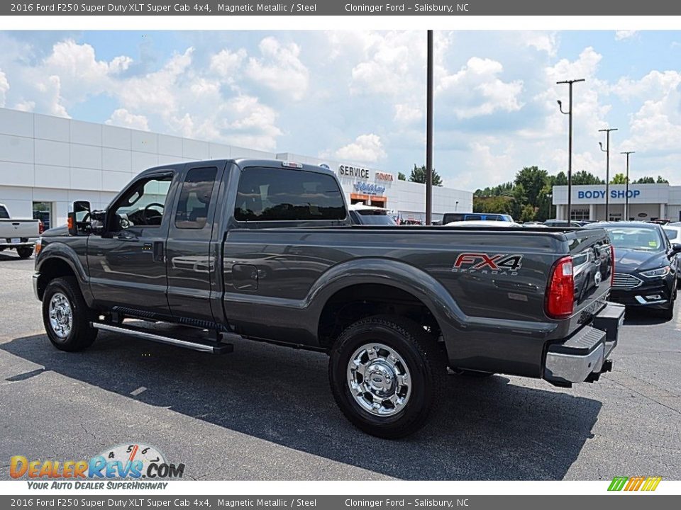 2016 Ford F250 Super Duty XLT Super Cab 4x4 Magnetic Metallic / Steel Photo #22