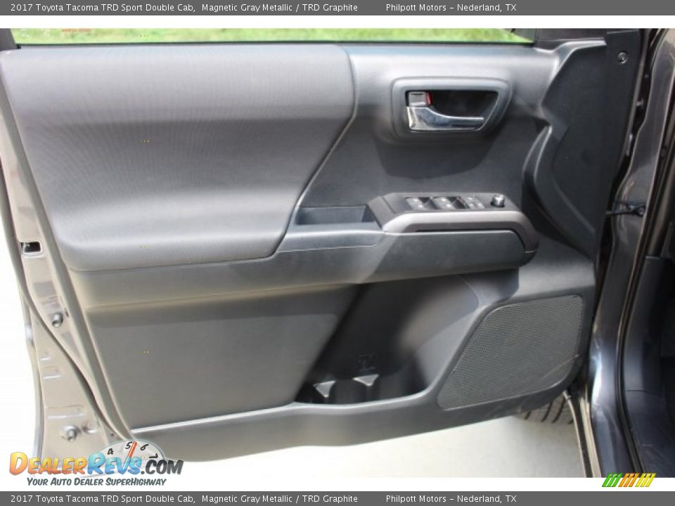 2017 Toyota Tacoma TRD Sport Double Cab Magnetic Gray Metallic / TRD Graphite Photo #8