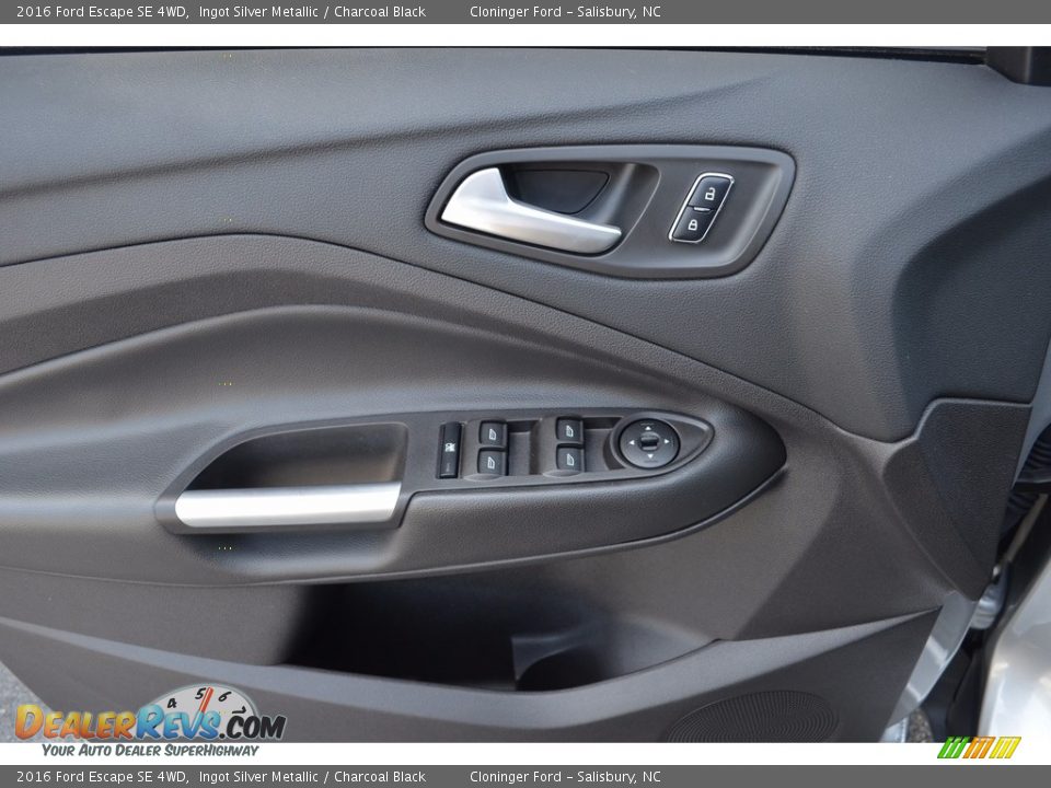 2016 Ford Escape SE 4WD Ingot Silver Metallic / Charcoal Black Photo #8