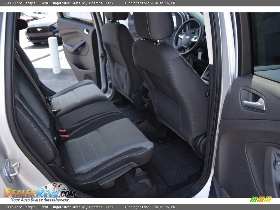 2016 Ford Escape SE 4WD Ingot Silver Metallic / Charcoal Black Photo #13