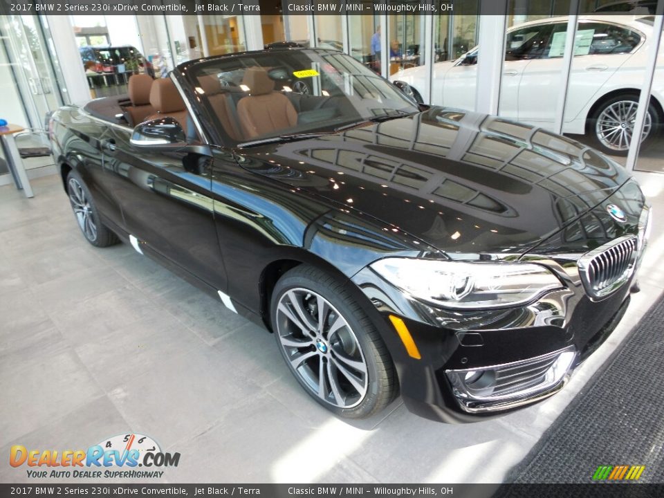 Front 3/4 View of 2017 BMW 2 Series 230i xDrive Convertible Photo #1