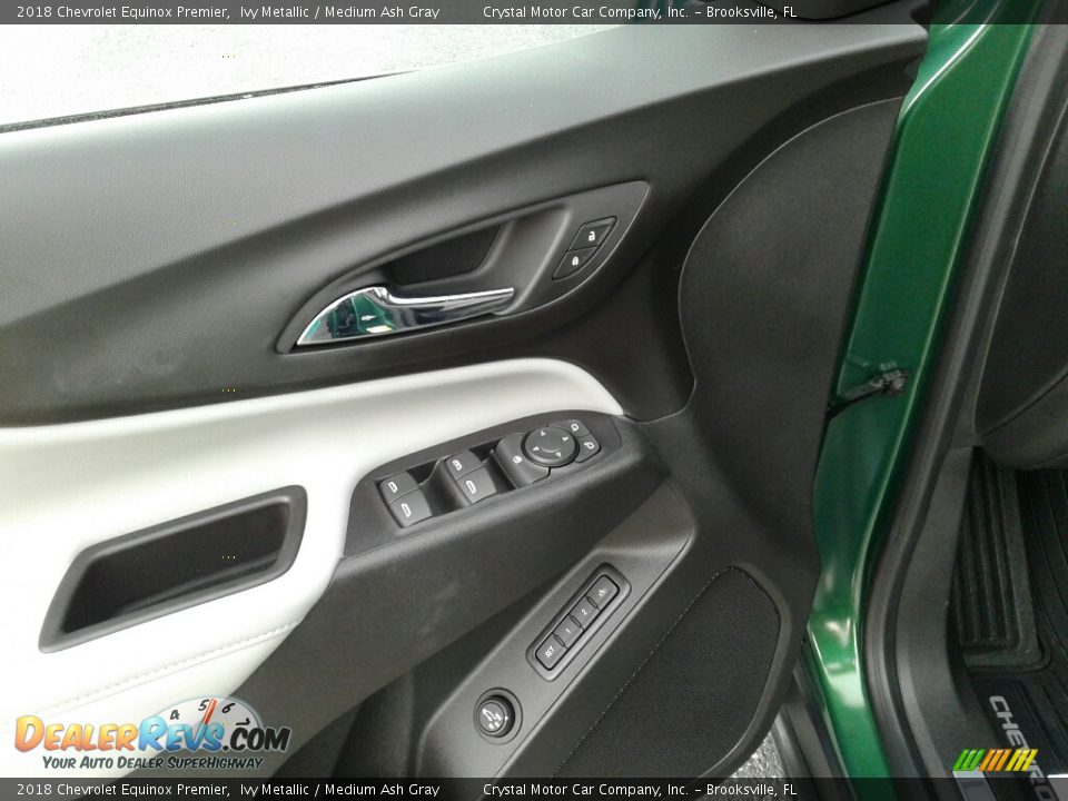 2018 Chevrolet Equinox Premier Ivy Metallic / Medium Ash Gray Photo #17