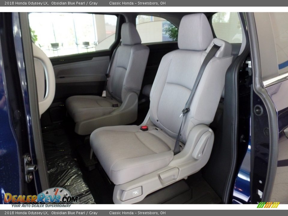 Rear Seat of 2018 Honda Odyssey LX Photo #10