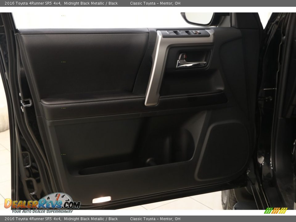 2016 Toyota 4Runner SR5 4x4 Midnight Black Metallic / Black Photo #4