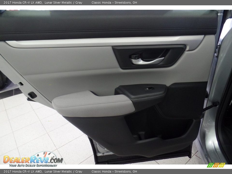 2017 Honda CR-V LX AWD Lunar Silver Metallic / Gray Photo #6