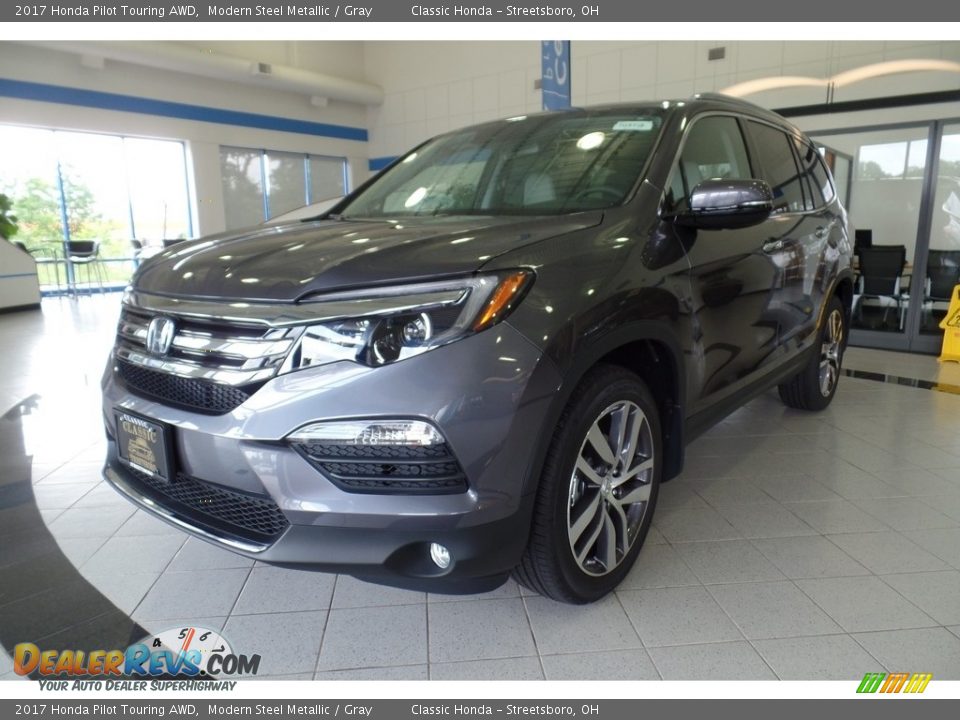 2017 Honda Pilot Touring AWD Modern Steel Metallic / Gray Photo #1