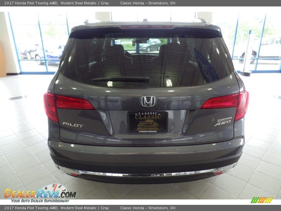 2017 Honda Pilot Touring AWD Modern Steel Metallic / Gray Photo #4