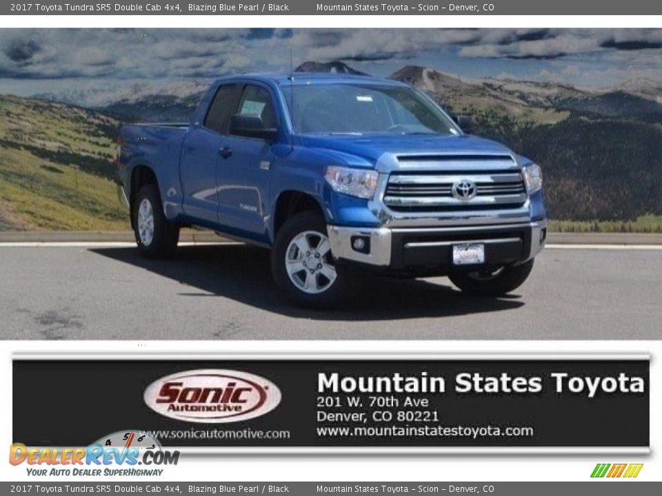 2017 Toyota Tundra SR5 Double Cab 4x4 Blazing Blue Pearl / Black Photo #1