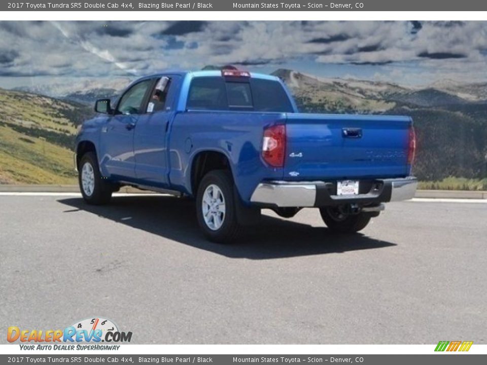 2017 Toyota Tundra SR5 Double Cab 4x4 Blazing Blue Pearl / Black Photo #3