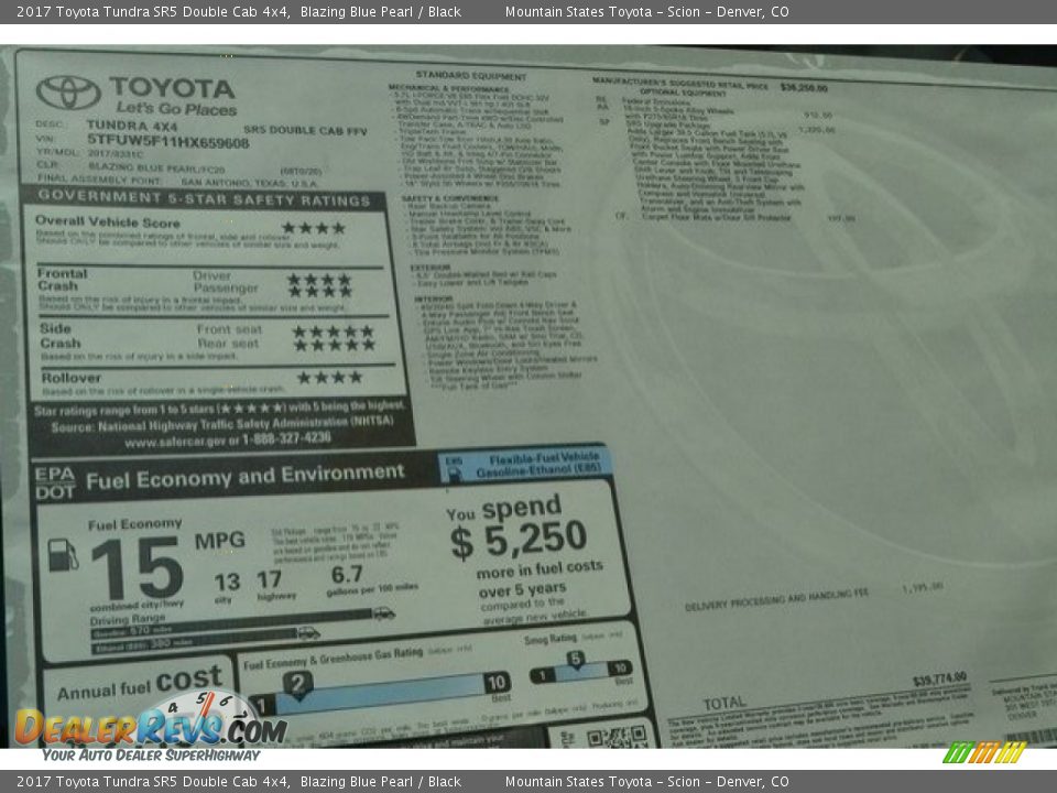2017 Toyota Tundra SR5 Double Cab 4x4 Blazing Blue Pearl / Black Photo #10