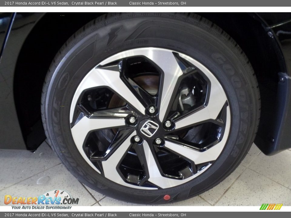 2017 Honda Accord EX-L V6 Sedan Crystal Black Pearl / Black Photo #16