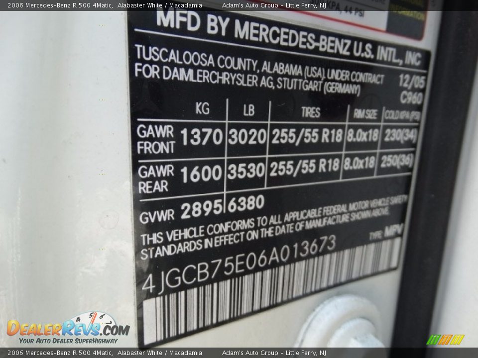 2006 Mercedes-Benz R 500 4Matic Alabaster White / Macadamia Photo #8