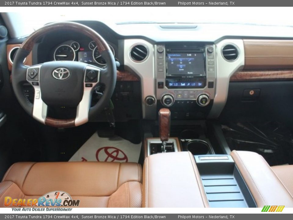 2017 Toyota Tundra 1794 CrewMax 4x4 Sunset Bronze Mica / 1794 Edition Black/Brown Photo #23