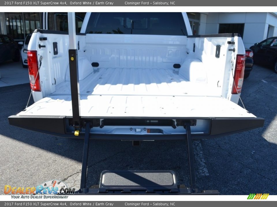2017 Ford F150 XLT SuperCrew 4x4 Oxford White / Earth Gray Photo #6