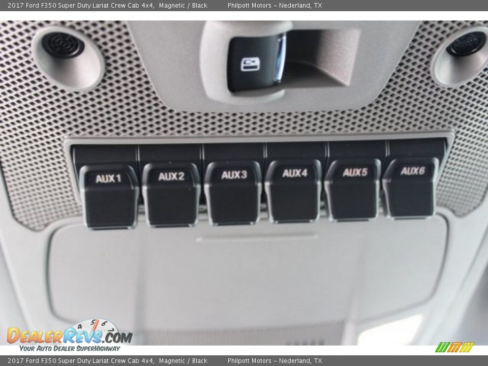 2017 Ford F350 Super Duty Lariat Crew Cab 4x4 Magnetic / Black Photo #16