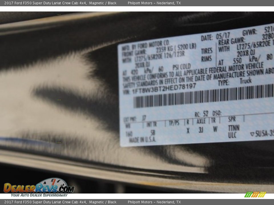 2017 Ford F350 Super Duty Lariat Crew Cab 4x4 Magnetic / Black Photo #25