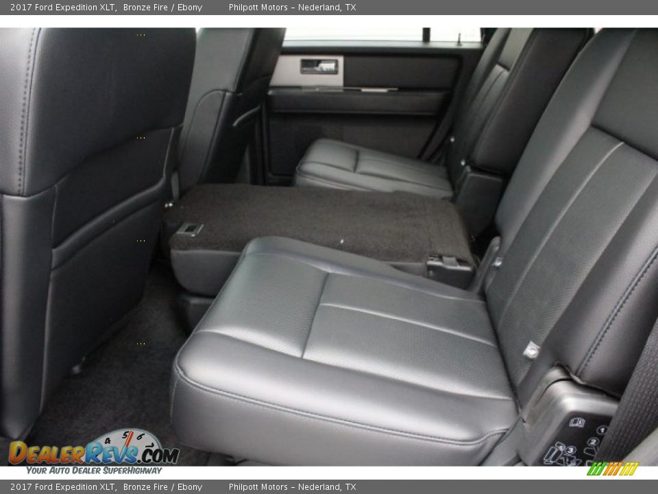 2017 Ford Expedition XLT Bronze Fire / Ebony Photo #19
