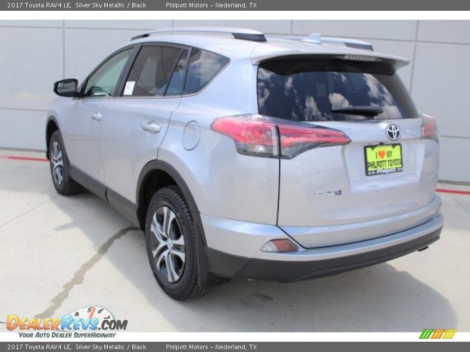 2017 Toyota RAV4 LE Silver Sky Metallic / Black Photo #6