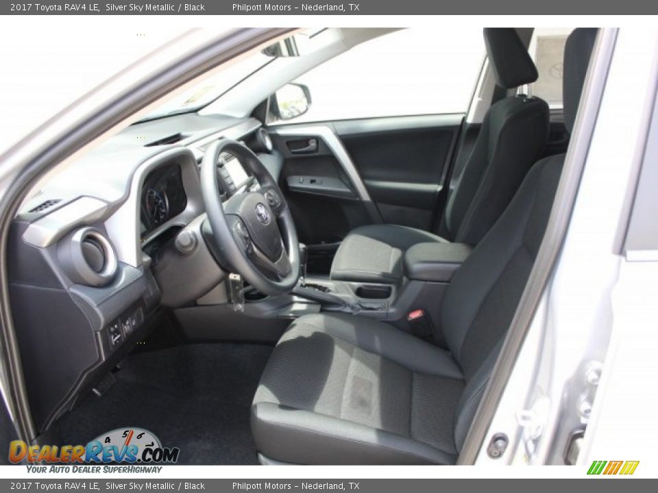 2017 Toyota RAV4 LE Silver Sky Metallic / Black Photo #10