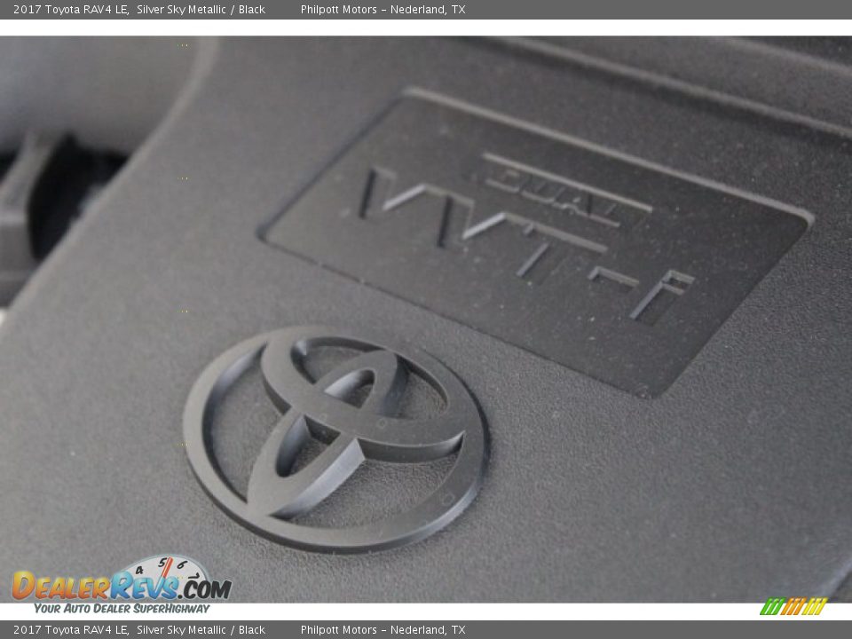 2017 Toyota RAV4 LE Silver Sky Metallic / Black Photo #24
