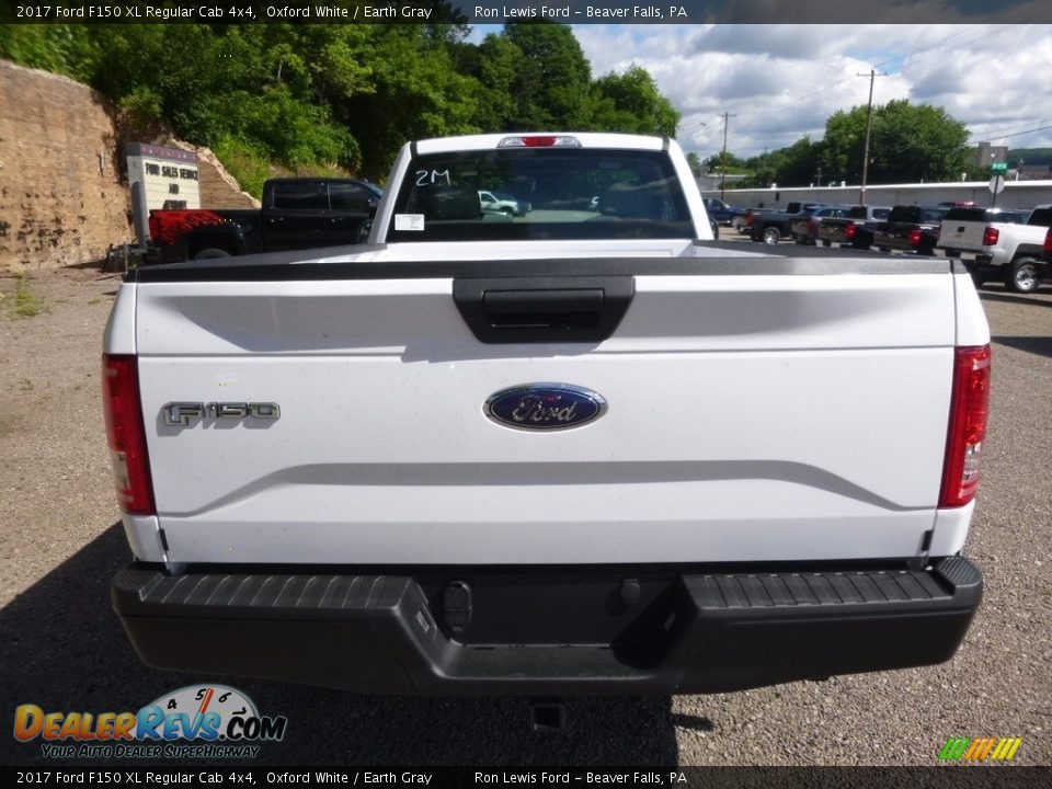 2017 Ford F150 XL Regular Cab 4x4 Oxford White / Earth Gray Photo #5