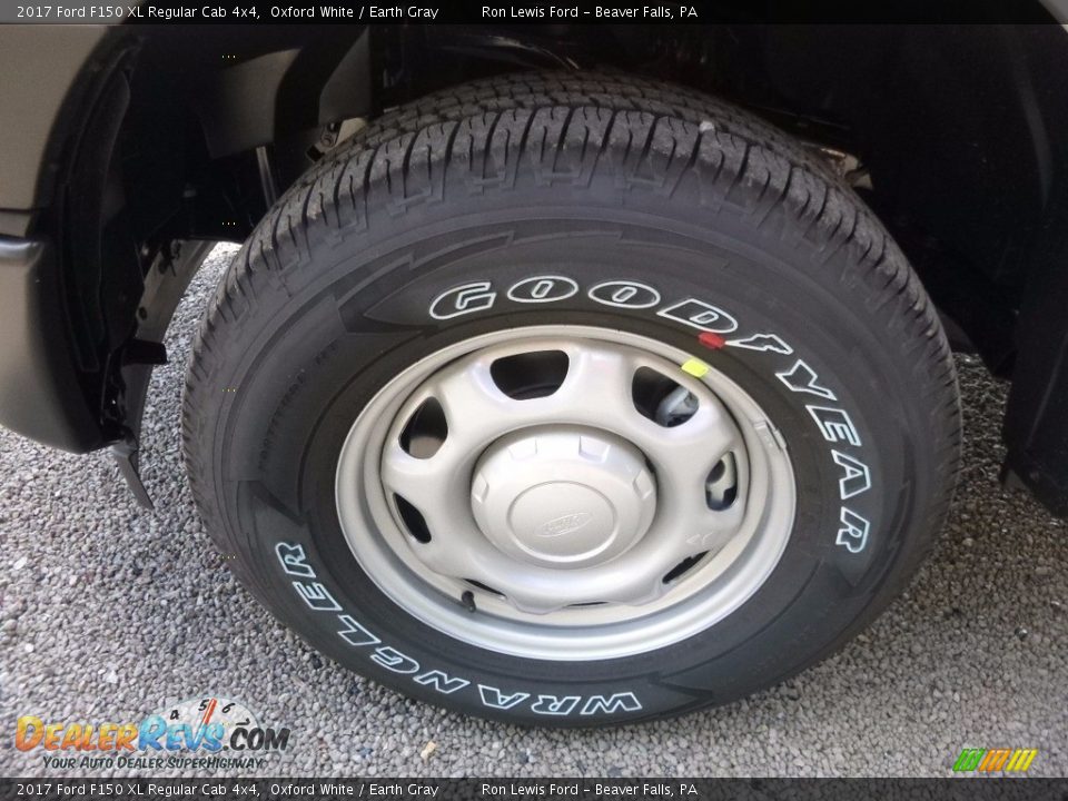 2017 Ford F150 XL Regular Cab 4x4 Oxford White / Earth Gray Photo #11